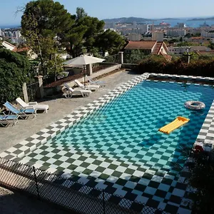 mas-sainte-marie.fr-provencehotel.com/